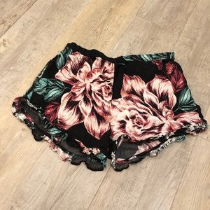 Kendall + Kylie floral shorts
